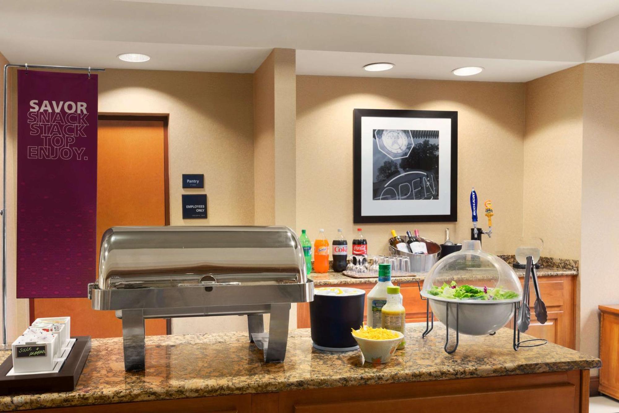 Hampton Inn & Suites By Hilton Manchester Bedford Ngoại thất bức ảnh